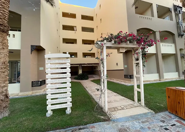 Family-friendly Studio, And Pools Access * 洪加達