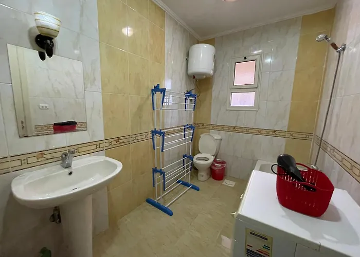 Family-friendly Studio, And Pools Access